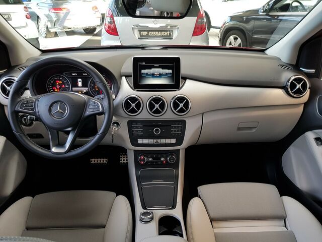 MERCEDES-BENZ B 250 4M URBAN NIGHT LED SOUND MEMORY... Ansicht 13 für Fahrzeugdetailseite
