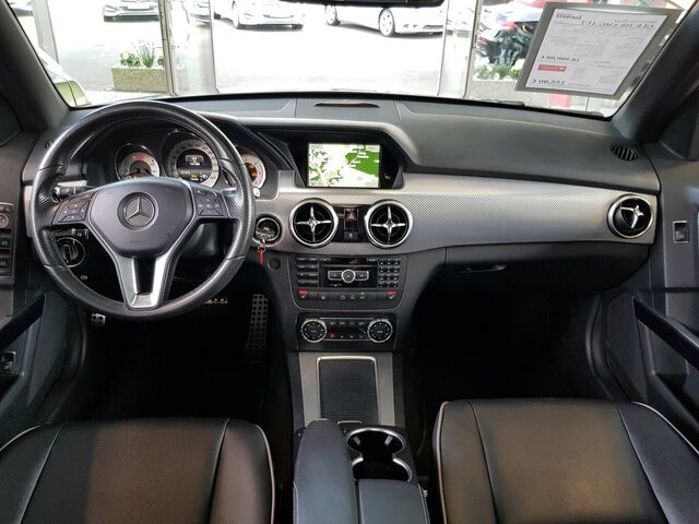MERCEDES-BENZ GLK 350 AMG AUT PANO KAMERA DISTRONIC ZSH PTS... Ansicht 13 für Fahrzeugdetailseite