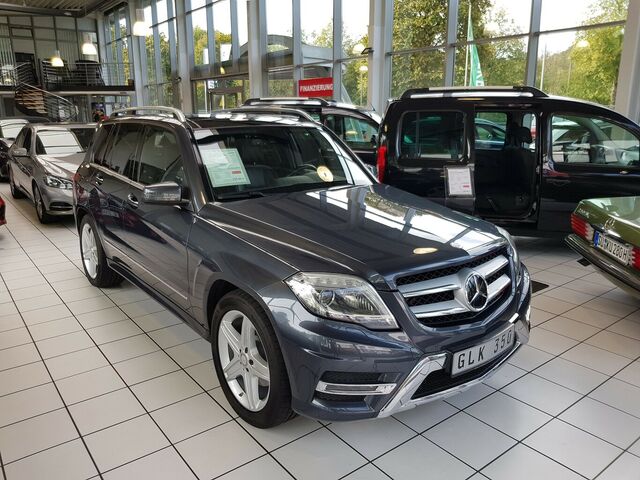 MERCEDES-BENZ GLK 350 AMG AUT PANO KAMERA DISTRONIC ZSH PTS... Ansicht 2 für Fahrzeugdetailseite