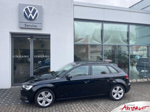 AUDI A3 Sportback A3 Sportback Ambition TDI 110 KW DSG Bluetooth Navi Xenon Klima el. Fenster