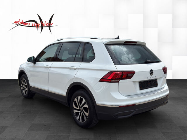VW Tiguan 1.4 TSI eHybrid 110 KW Ansicht 4 für Fahrzeugdetailseite
