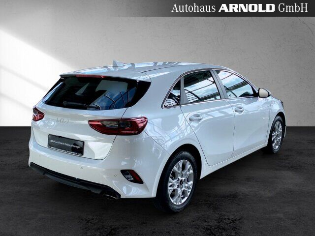 KIA Ceed 1.5 T-GDI DCT7 Vision Komfort+ Navi Kamera Ansicht 5 für Fahrzeugdetailseite