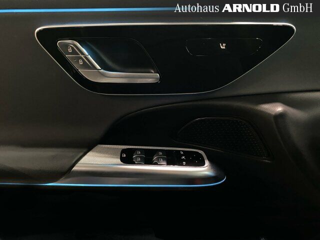 MERCEDES-BENZ E 300 T de Avantgarde Navi Kamera Distr. Sitzh. Ansicht 14 für Fahrzeugdetailseite