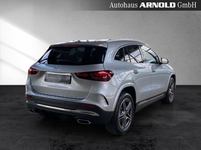 MERCEDES-BENZ GLA 250 e AMG Line Kamera Winter-P. el-Klappe Ansicht 5 für Fahrzeugdetailseite