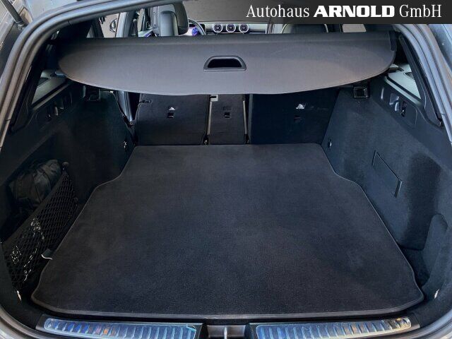 MERCEDES-BENZ C 180 T Edition AMG Line Pano Burmester 360° LED Ansicht 11 für Fahrzeugdetailseite