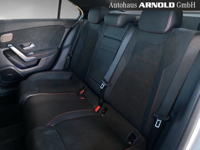 MERCEDES-BENZ A 250 4M Limousine AMG Line MULTIB Burmester 360 Ansicht 10 für Fahrzeugdetailseite