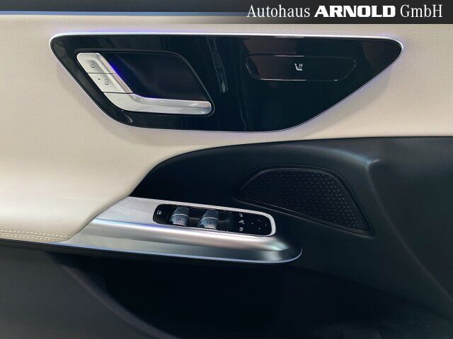 MERCEDES-BENZ E 200 AMG Line Kamera Distr Totw 20-LMR KEYLESS Ansicht 14 für Fahrzeugdetailseite