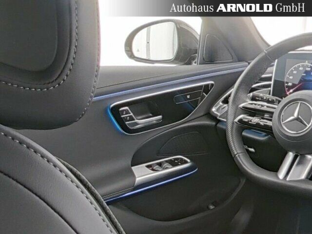 MERCEDES-BENZ E 220 T d AMG Line Night AHK Distr Kamera Totw. Ansicht 9 für Fahrzeugdetailseite