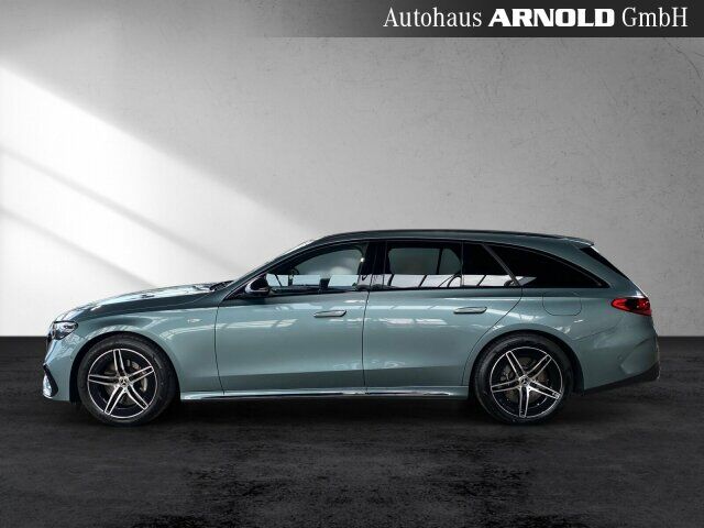 MERCEDES-BENZ E 300 T e AMG Line Pano AHK 360° Burmester Distr Ansicht 3 für Fahrzeugdetailseite