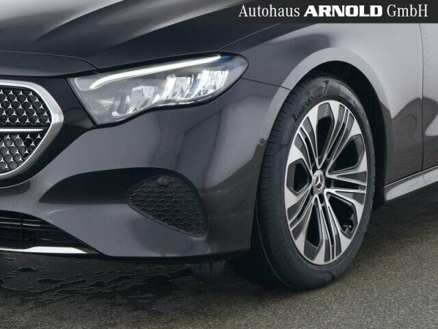 MERCEDES-BENZ E 220 T d Avantgarde Pano AHK Distr Kamera Totw. Ansicht 4 für Fahrzeugdetailseite