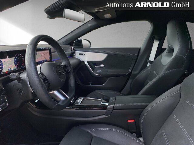 MERCEDES-BENZ CLA 200 Shooting Brake CLA 200 SB AMG Line 360° AHK Distronic MULTIBEAM Ansicht 8 für Fahrzeugdetailseite