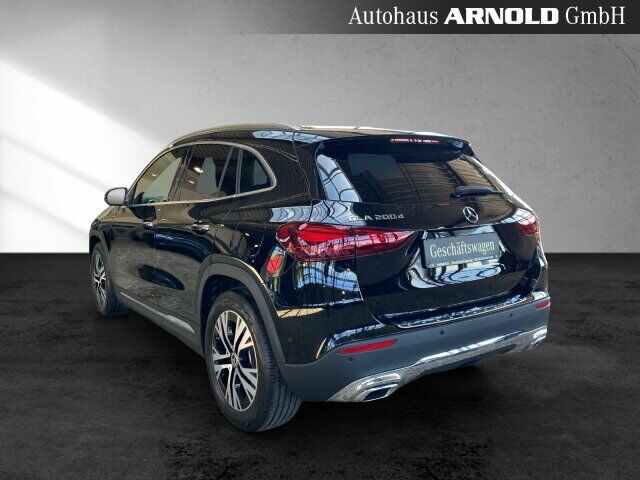 MERCEDES-BENZ GLA 200 d Progressive 360° Distr. MULTIBEAM AHK Ansicht 4 für Fahrzeugdetailseite