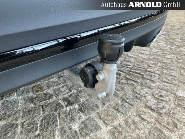 MERCEDES-BENZ GLA 200 d 4M AMG Line Night Distr AHK MULTIB 360 Ansicht 15 für Fahrzeugdetailseite