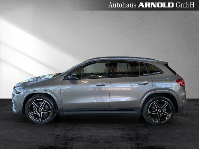 MERCEDES-BENZ GLA 200 d 4M AMG Line Night Distr AHK MULTIB 360 Ansicht 3 für Fahrzeugdetailseite