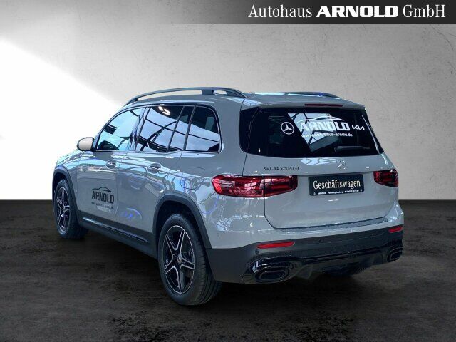 MERCEDES-BENZ GLB 200 d AMG Line Night AHK Pano 360° el-Klappe Ansicht 4 für Fahrzeugdetailseite