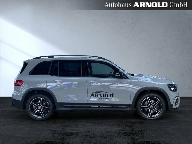 MERCEDES-BENZ GLB 200 d AMG Line Night AHK Pano 360° el-Klappe Ansicht 6 für Fahrzeugdetailseite