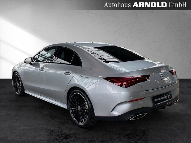 MERCEDES-BENZ CLA 200 AMG Line Night 360° Totwinkel Distronic Ansicht 4 für Fahrzeugdetailseite
