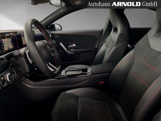 MERCEDES-BENZ CLA 200 AMG Line Night 360° Totwinkel Distronic Ansicht 8 für Fahrzeugdetailseite