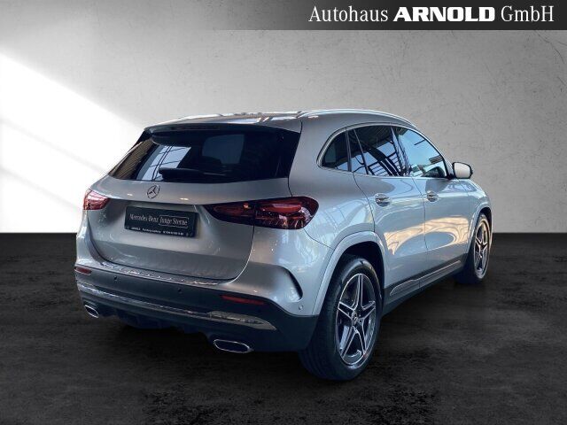MERCEDES-BENZ GLA 200 AMG Line Kamera LED el-Klappe KEYLESSGO Ansicht 5 für Fahrzeugdetailseite