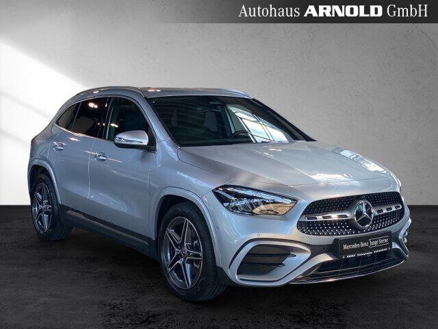 MERCEDES-BENZ GLA 200 AMG Line Kamera LED el-Klappe KEYLESSGO Ansicht 7 für Fahrzeugdetailseite
