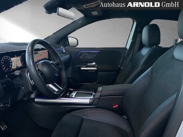 MERCEDES-BENZ GLA 200 AMG Line Kamera LED el-Klappe KEYLESSGO Ansicht 8 für Fahrzeugdetailseite