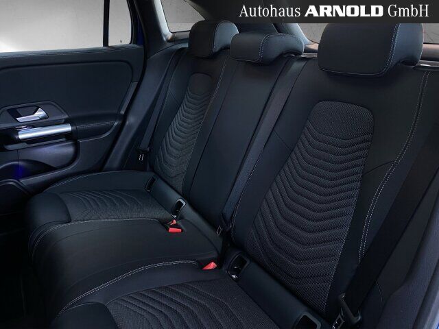 MERCEDES-BENZ GLA 250 4M Progressive Pano Totwinkel Distr 360° Ansicht 10 für Fahrzeugdetailseite
