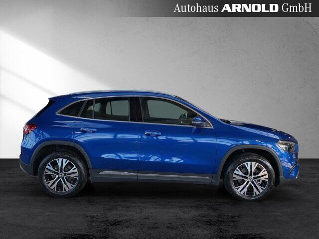 MERCEDES-BENZ GLA 250 4M Progressive Pano Totwinkel Distr 360° Ansicht 6 für Fahrzeugdetailseite
