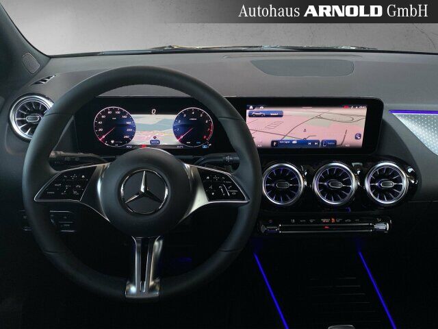 MERCEDES-BENZ GLA 200 Progressive AHK LED 360° Distr el-Klappe Ansicht 9 für Fahrzeugdetailseite