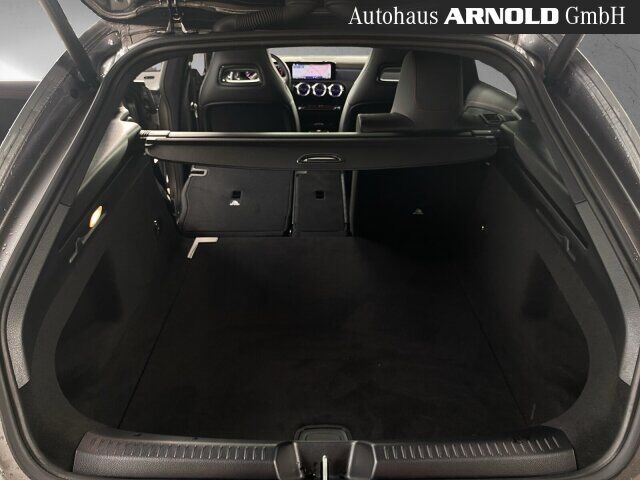 MERCEDES-BENZ CLA 200 Shooting Brake CLA 200 SB AMG Line 360° Distr Pano MULTIBEAM Ansicht 11 für Fahrzeugdetailseite