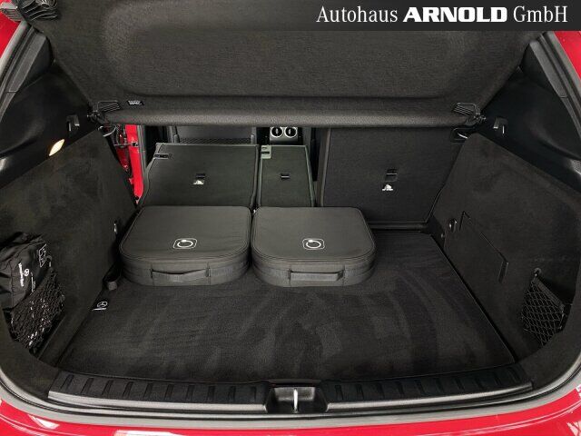 MERCEDES-BENZ GLA 250 e AMG Line Pano AHK MULTIB Burmester 360 Ansicht 11 für Fahrzeugdetailseite