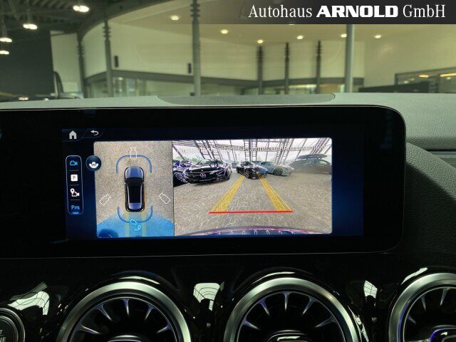MERCEDES-BENZ GLA 250 e AMG Line Pano AHK MULTIB Burmester 360 Ansicht 13 für Fahrzeugdetailseite