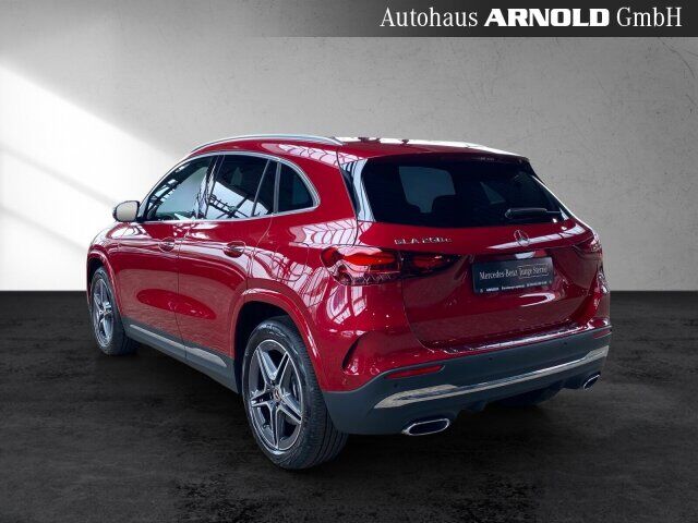 MERCEDES-BENZ GLA 250 e AMG Line Pano AHK MULTIB Burmester 360 Ansicht 4 für Fahrzeugdetailseite