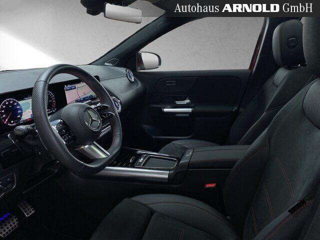 MERCEDES-BENZ GLA 250 e AMG Line Pano AHK MULTIB Burmester 360 Ansicht 8 für Fahrzeugdetailseite