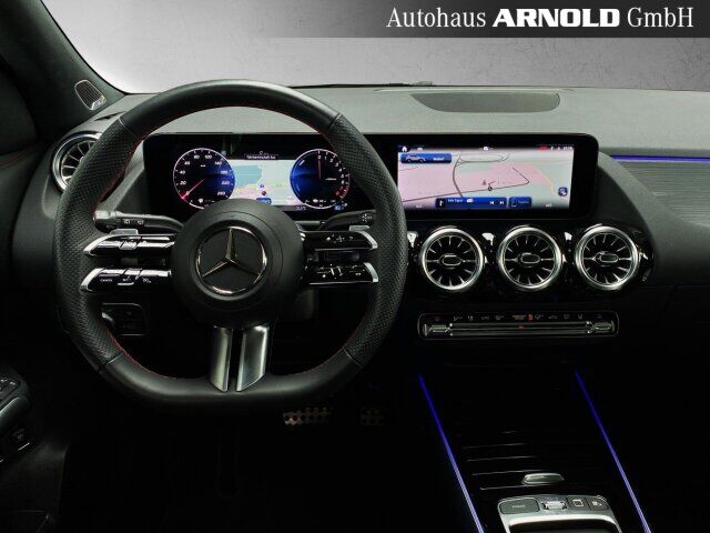 MERCEDES-BENZ GLA 250 e AMG Line Pano AHK MULTIB Burmester 360 Ansicht 9 für Fahrzeugdetailseite
