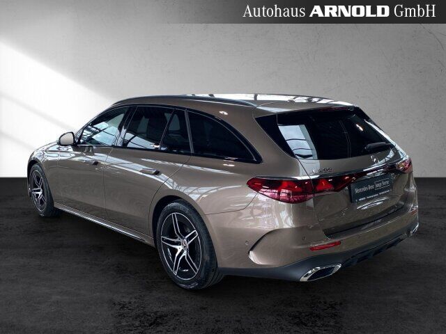 MERCEDES-BENZ E 200 T AMG Line Night AHK 360° Distronic LED Ansicht 4 für Fahrzeugdetailseite