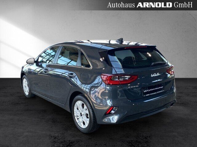 KIA Ceed 1.5 T-GDI DCT7 Vision Sitzheiz. Navi Kamera Ansicht 4 für Fahrzeugdetailseite