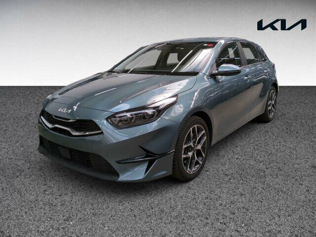 KIA Ceed 1.5 T-GDI DCT7 Spirit Kamera Navi Totwinkel Ansicht 2 für Fahrzeugdetailseite