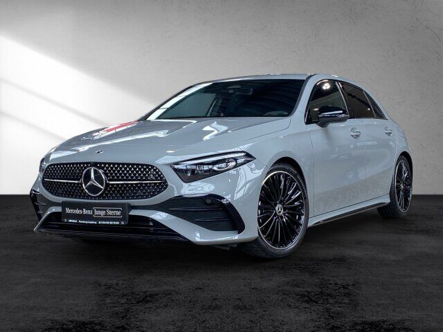 MERCEDES-BENZ A 220 d SpecialEdition AMG L. Kamera MULTIB Totw Ansicht 2 für Fahrzeugdetailseite