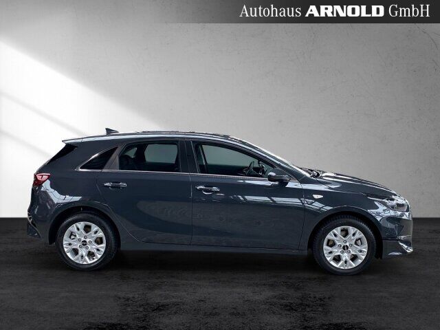 KIA Ceed 1.5 T-GDI DCT7 Vision Sitzheiz. Navi Kamera Ansicht 6 für Fahrzeugdetailseite