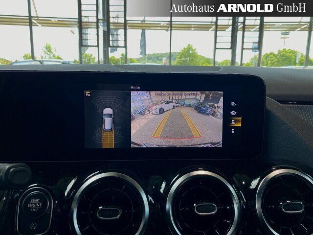 MERCEDES-BENZ GLA 200 d Progressive Kamera LED Sitzheizung AHK Ansicht 13 für Fahrzeugdetailseite