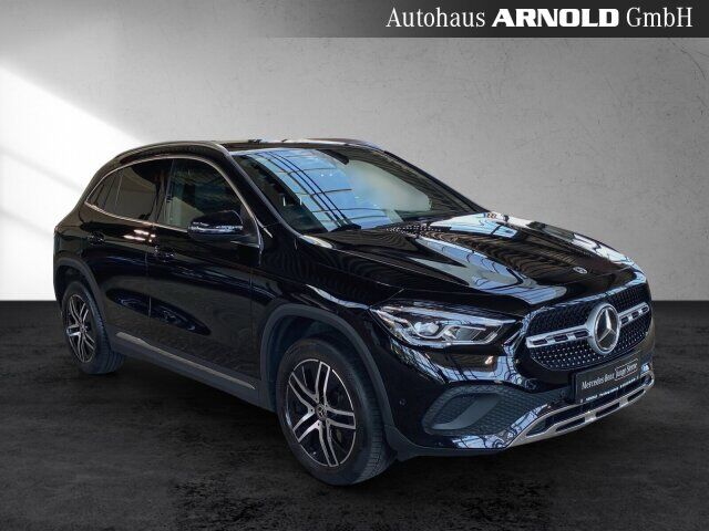 MERCEDES-BENZ GLA 200 d Progressive Kamera LED Sitzheizung AHK Ansicht 7 für Fahrzeugdetailseite