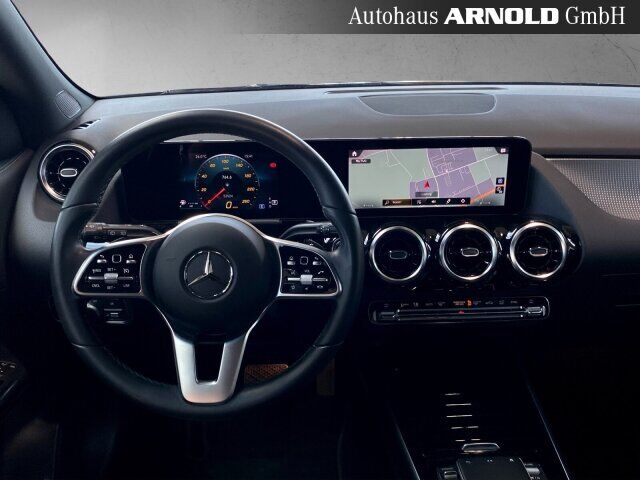 MERCEDES-BENZ GLA 200 d Progressive Kamera LED Sitzheizung AHK Ansicht 9 für Fahrzeugdetailseite