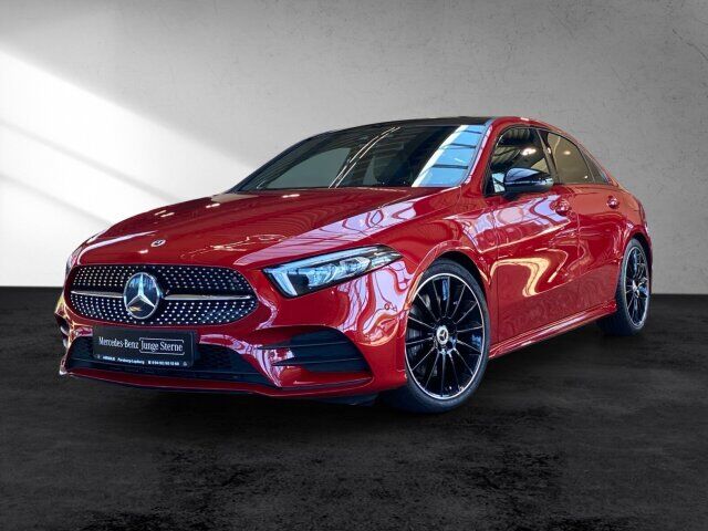 MERCEDES-BENZ A 250 4M Limousine AMG Line Night Pano Burmester Ansicht 2 für Fahrzeugdetailseite