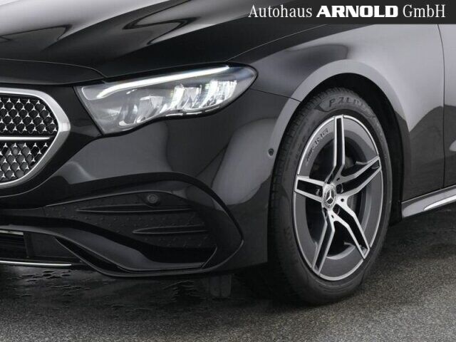 MERCEDES-BENZ E 220 T d 4M AMG Line AHK Distr Kamera Totwinkel Ansicht 4 für Fahrzeugdetailseite
