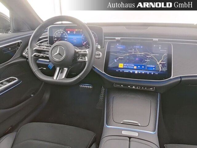 MERCEDES-BENZ E 220 T d 4M AMG Line AHK Distr Kamera Totwinkel Ansicht 7 für Fahrzeugdetailseite