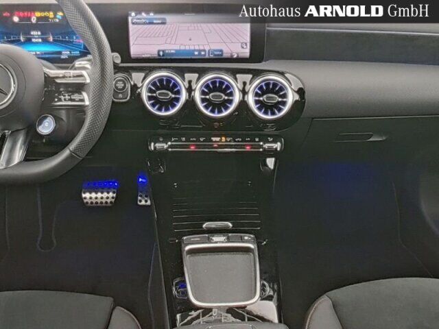 MERCEDES-BENZ A 35 AMG Mercedes-AMG A 35 4M Design+ Fahrass-P Standheiz Ansicht 7 für Fahrzeugdetailseite