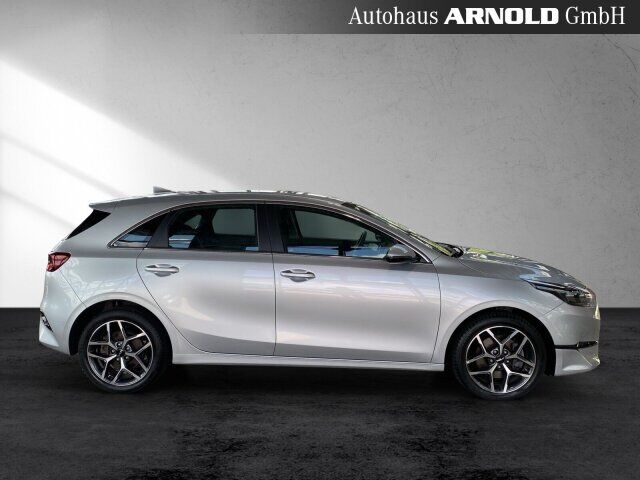 KIA Ceed 1.5 T-GDI DCT7 Spirit Kamera Navi Totwinkel Ansicht 6 für Fahrzeugdetailseite