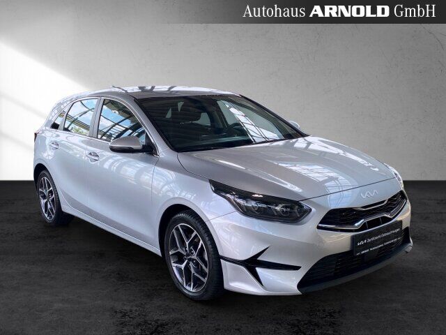 KIA Ceed 1.5 T-GDI DCT7 Spirit Kamera Navi Totwinkel Ansicht 7 für Fahrzeugdetailseite