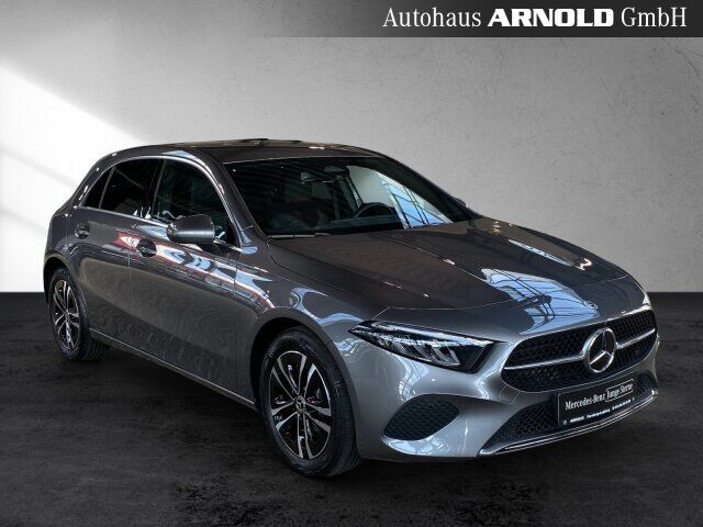 MERCEDES-BENZ A 200 Progressive LED Kamera Navi Sitzheizung Ansicht 7 für Fahrzeugdetailseite