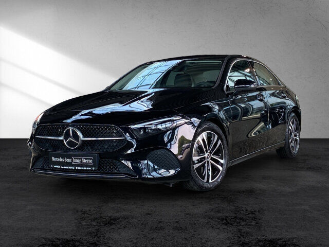 MERCEDES-BENZ A 200 Limousine Progressive MULTIB Kamera Distr. Ansicht 2 für Fahrzeugdetailseite